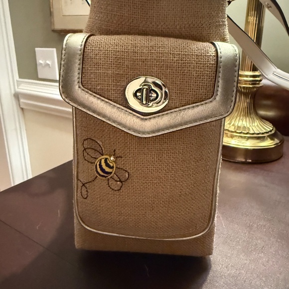 Coach Limited Edition “Bee & Flowers” Summer Bag - Picture 7 of 12